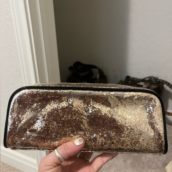 Victoria’s Secret Gold Glitter Makeup Bag - Picture 7 of 10